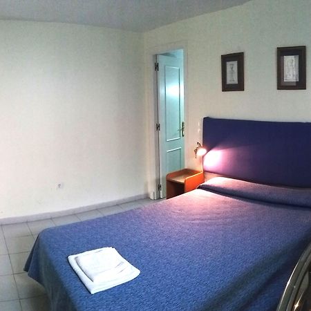 Apartamentos Larga 70 エル・プエルト・デ・サンタ・マリア エクステリア 写真