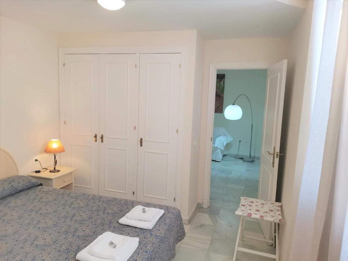 Apartamentos Larga 70 エル・プエルト・デ・サンタ・マリア エクステリア 写真